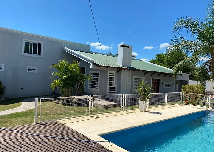 Hermosa Casa Con Quincho Y Pileta